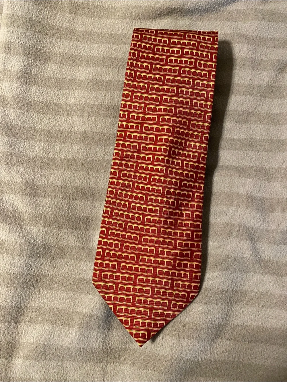 Men's Red Geometric Pattern Tie - Smart Dress Accessory